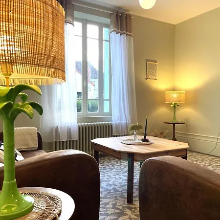 Tranquille Avec Jardin, Parking Et Wi-fi A - Fr-1-489-549 Holiday home *