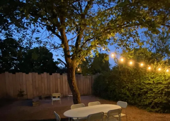 Casa vacanze Tranquille à La Ferté-hauterive Avec Jardin Et Wifi - Fr-1-489-549