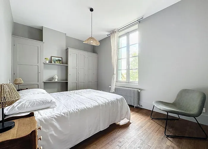 Tranquille à La Ferté-hauterive Avec Jardin Et Wifi - Fr-1-489-549 * La Ferté-Hauterive